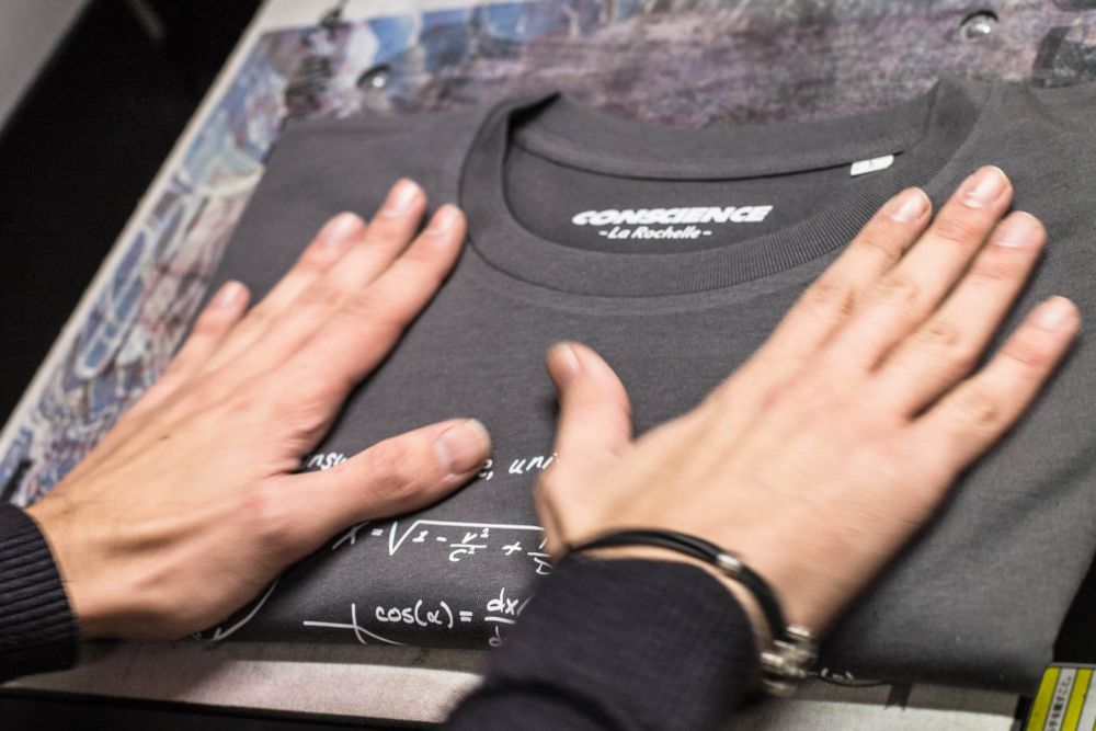 Le pliage des t-shirts